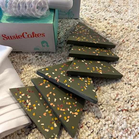 NWT Baker's / Kitchen Bundle - Picture 4 of 8